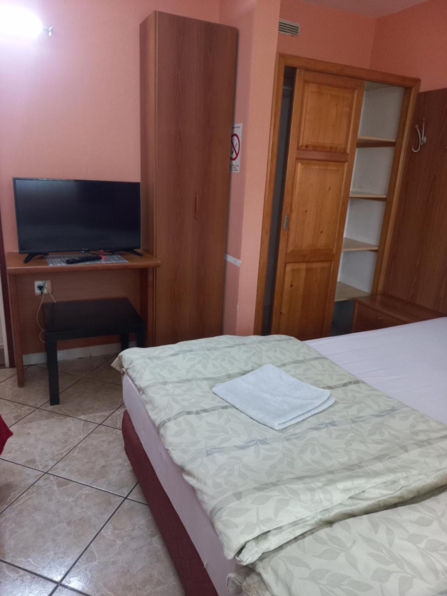 Hostel Bata Kanjiža المظهر الخارجي الصورة